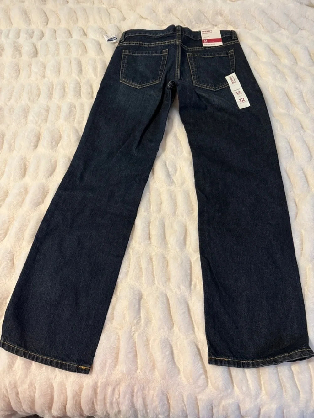 Old Navy Indigo Straight-Leg Jeans B4